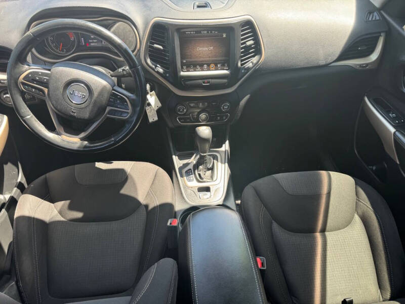 2017 Jeep Cherokee Latitude