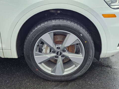 2020 Audi Q5 quattro Premium 45 TFSI