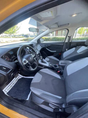 2012 Ford Focus SE
