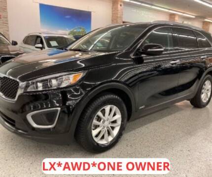 2017 Kia Sorento for sale at Dixie Imports in Fairfield OH
