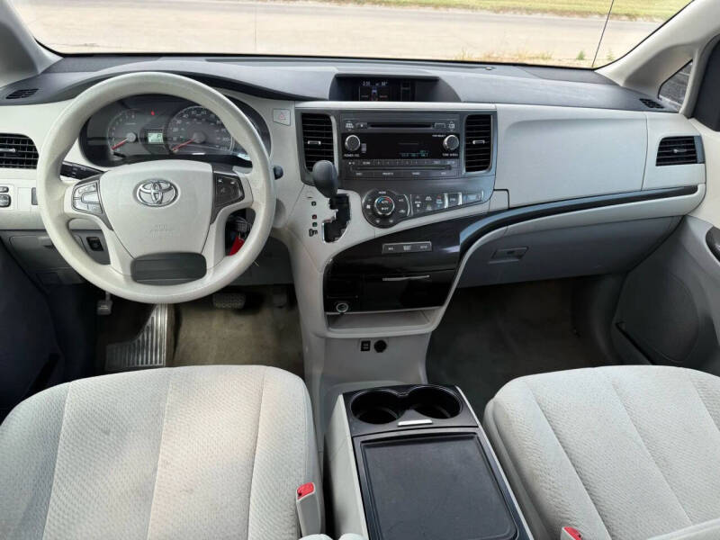 2014 Toyota Sienna