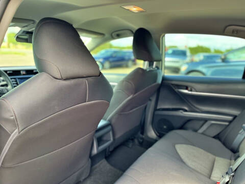 2020 Toyota Camry LE