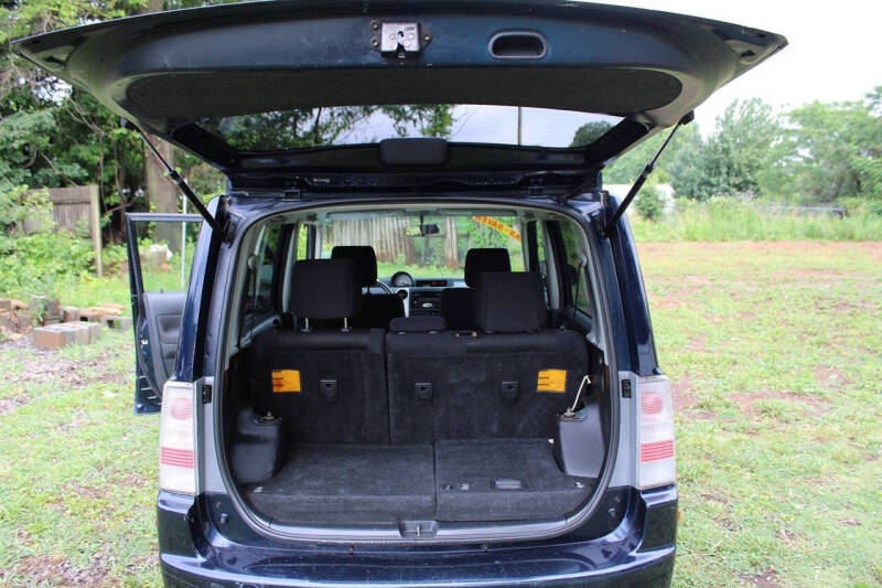 2005 Scion xB