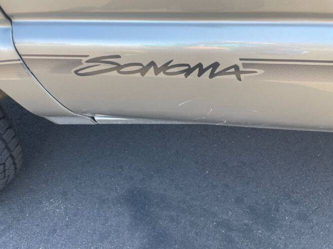 1999 GMC Sonoma