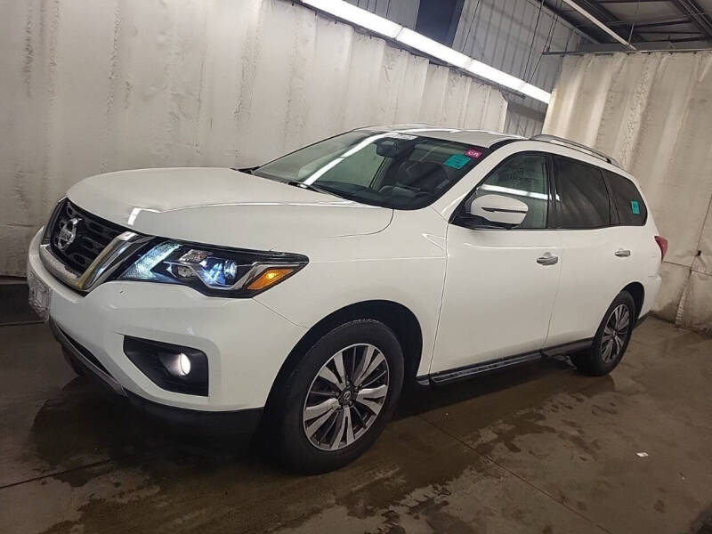2020 Nissan Pathfinder for sale at Auto Works Inc in Rockford IL