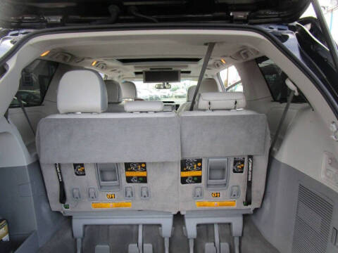 2011 Toyota Sienna Limited 7-Passenger