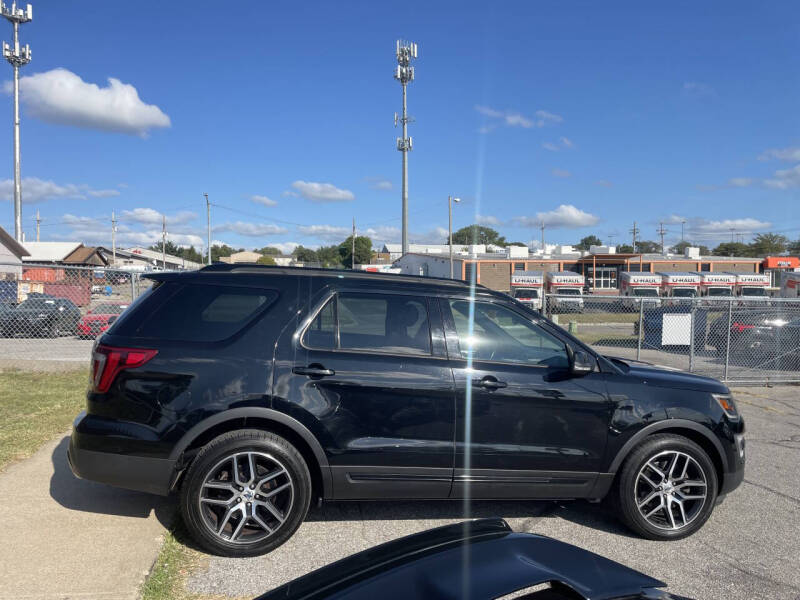 2017 Ford Explorer Sport