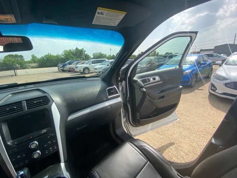 2012 Ford Explorer XLT