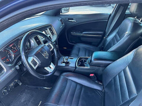 2014 Dodge Charger SE