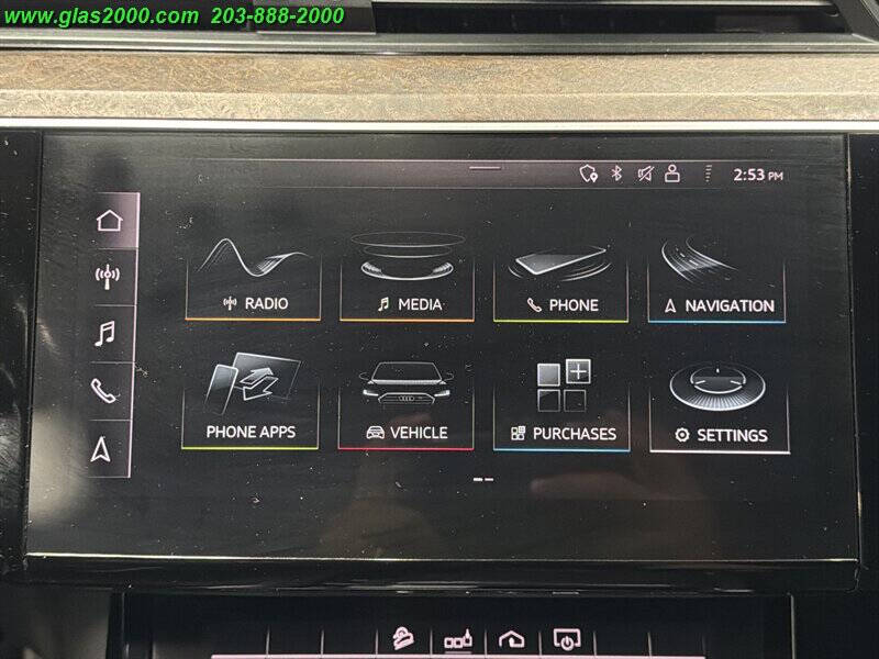 2019 Audi e-tron quattro Premium Plus