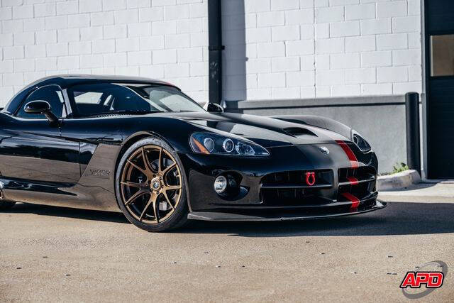 2004 Dodge Viper SRT-10