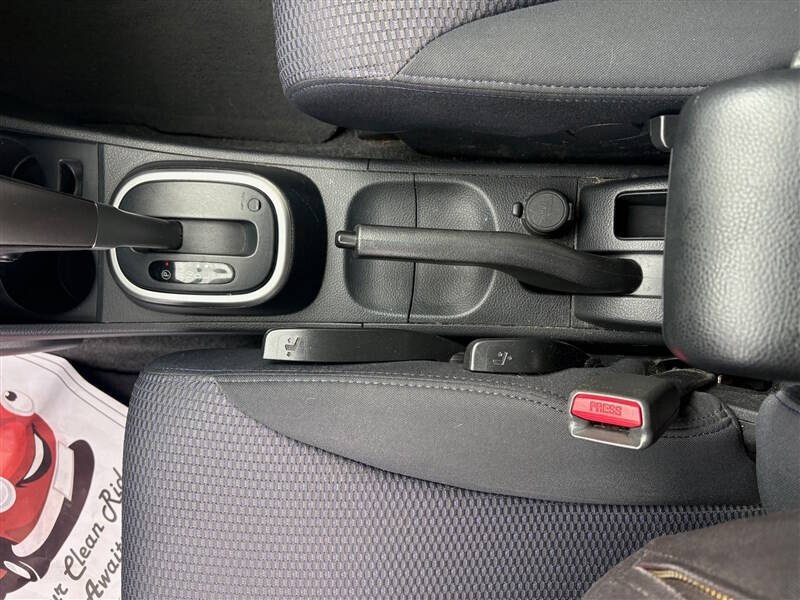 2008 Nissan Versa 1.8 S