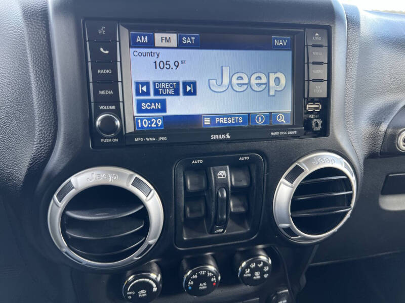 2011 Jeep Wrangler Unlimited Sahara