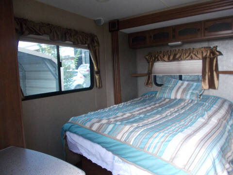 2014 Coachmen RV Liberty Edition