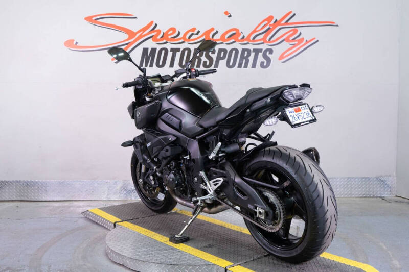 2021 Yamaha MT-10
