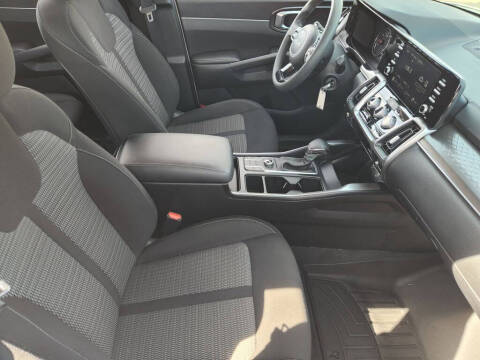 2022 Kia Sorento LX