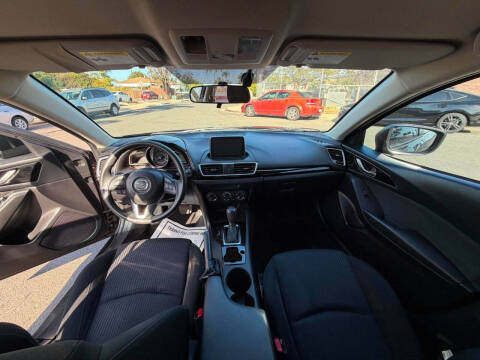 2016 Mazda MAZDA3 i Sport