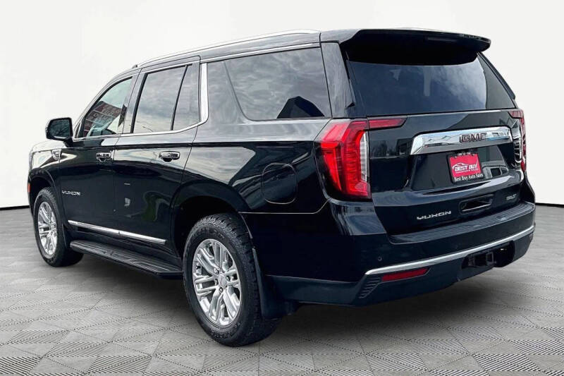 2022 GMC Yukon SLT