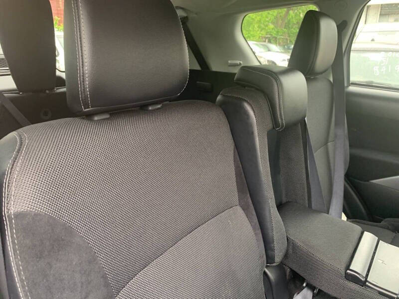 2011 Mitsubishi Outlander SE