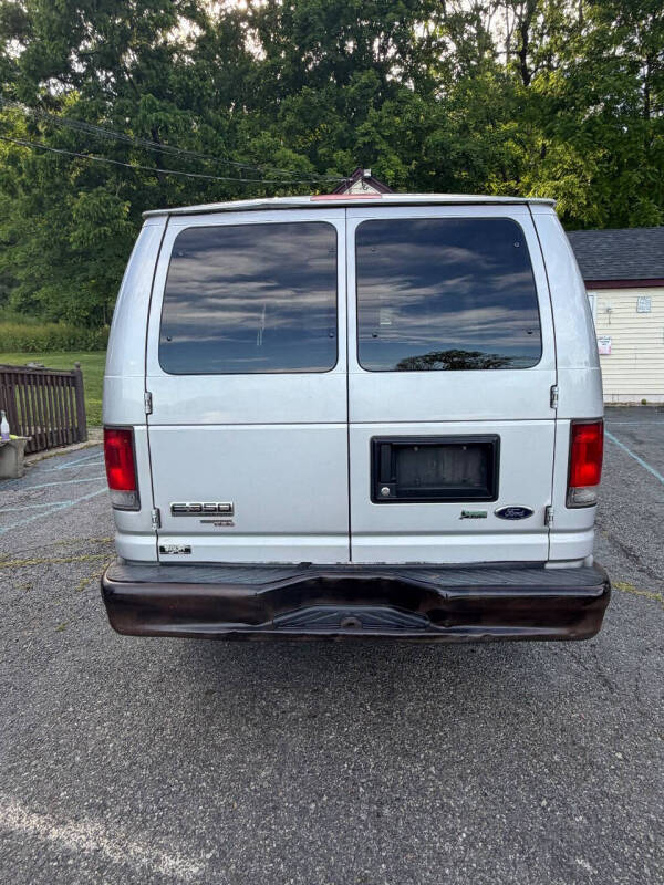 2014 Ford E-Series E-350 SD
