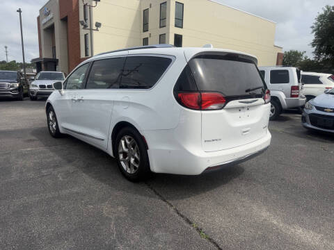 2017 Chrysler Pacifica Limited