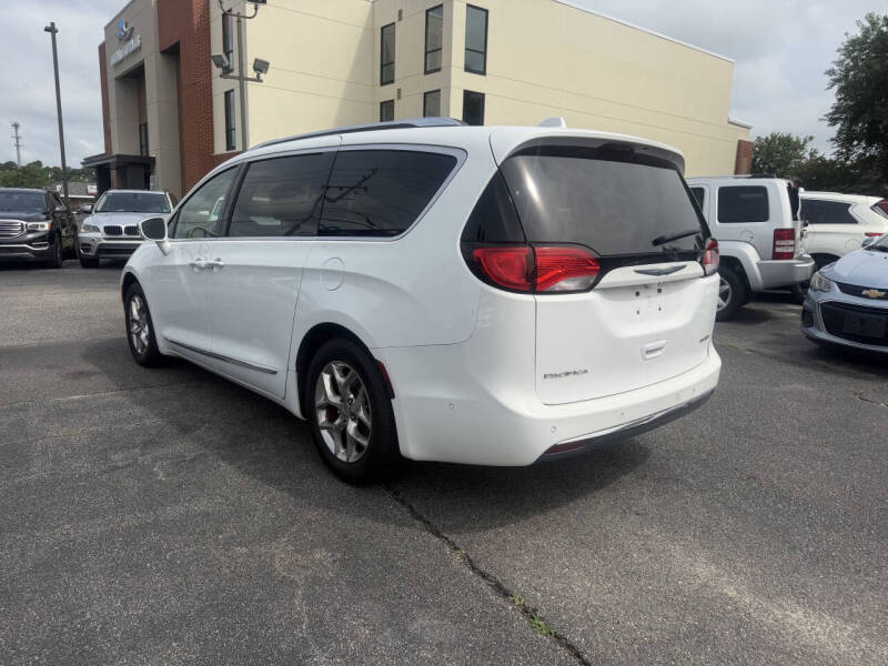 2017 Chrysler Pacifica Limited