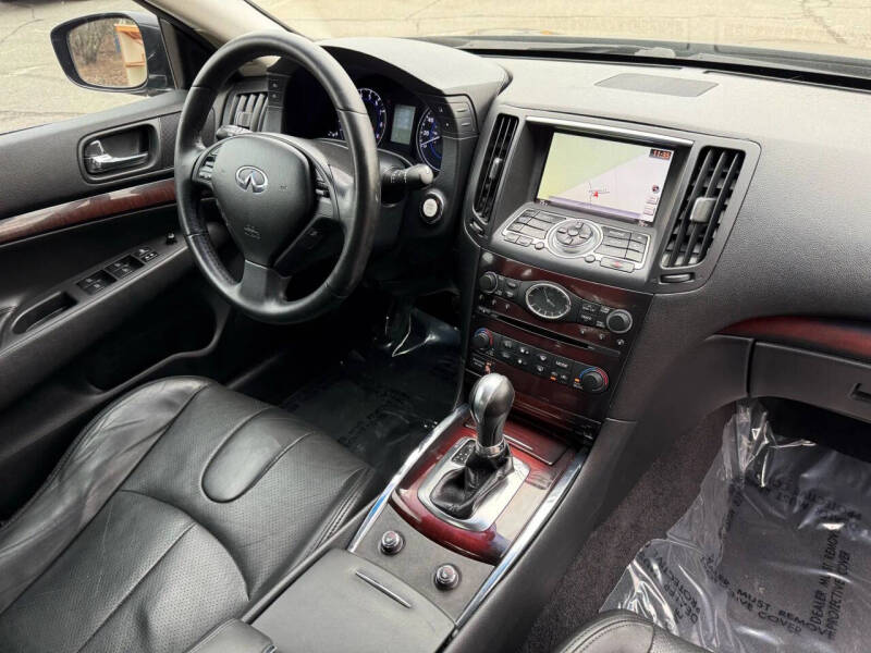 2013 Infiniti G37 Sedan Journey