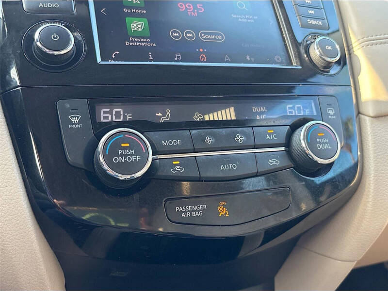 2019 Nissan Rogue SL