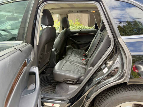 2012 Audi Q5 3.2 quattro Prestige