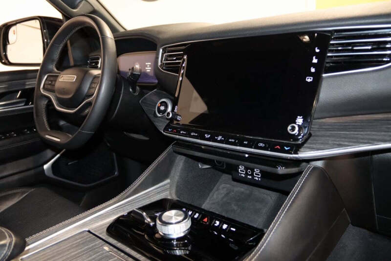 2024 Jeep Wagoneer L Series II