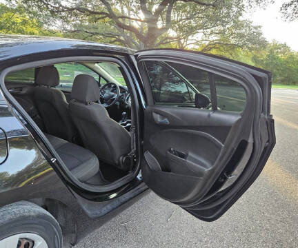 2017 Chevrolet Cruze LS Auto