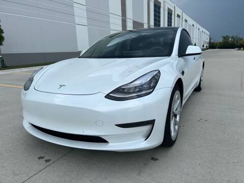 2021 Tesla Model 3 for sale at ELMHURST  CAR CENTER in Elmhurst IL