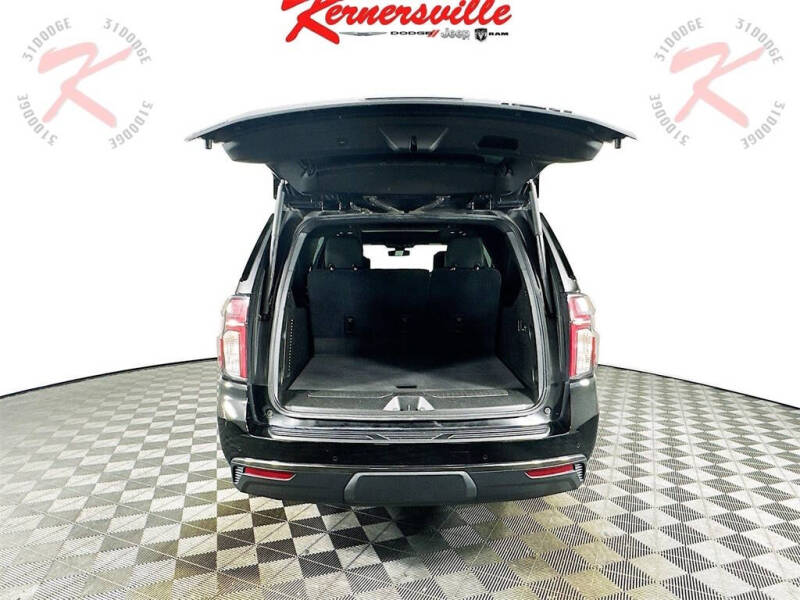 2021 Chevrolet Suburban RST