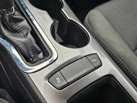 2017 Chevrolet Cruze LT Auto