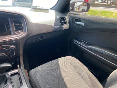 2015 Dodge Charger SE