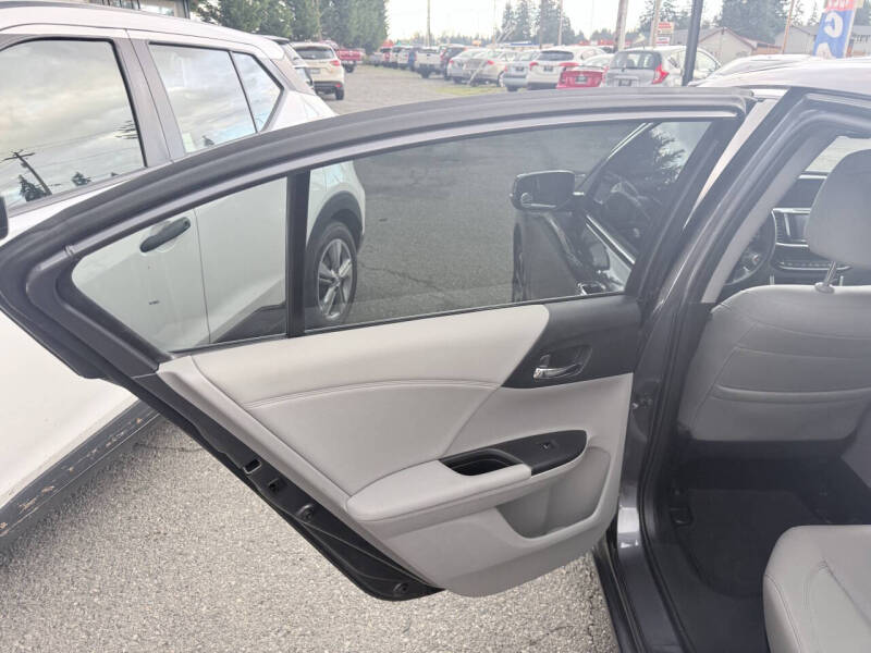 2017 Honda Accord EX-L w/Navi w/Honda Sensing