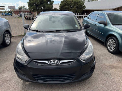 2012 Hyundai Accent GLS