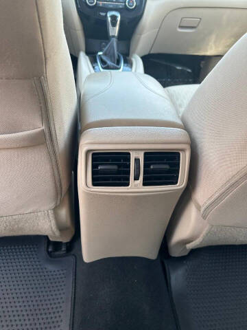 2017 Nissan Rogue S