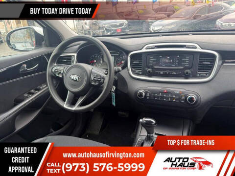 2017 Kia Sorento LX V6