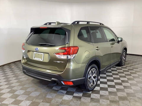 2022 Subaru Forester Premium