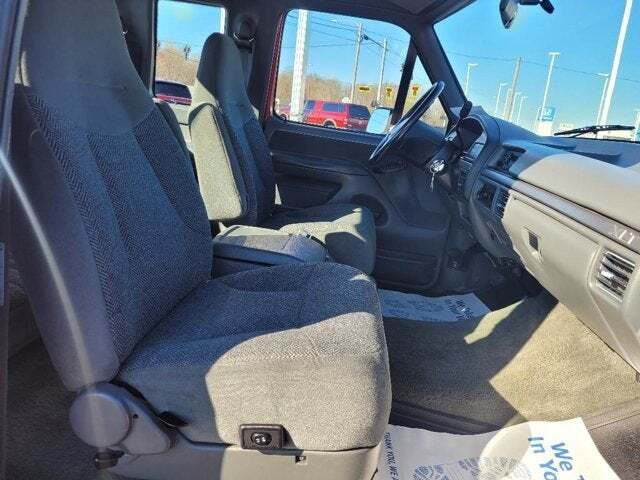 1992 Ford F-150 14
