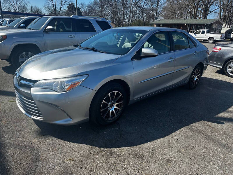 2017 Toyota Camry for sale at DJ's Truck Sales Inc. in Cedartown GA