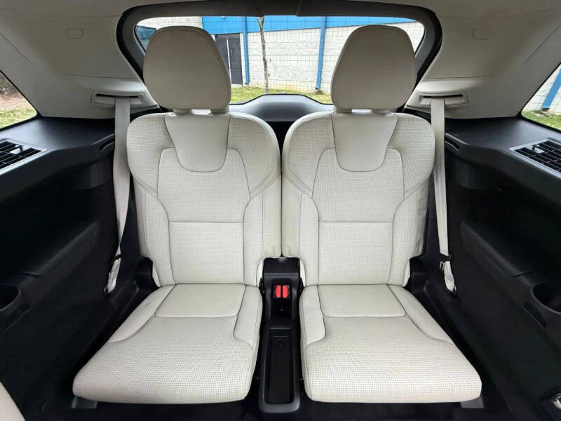 2017 Volvo XC90 T8 eAWD Inscription