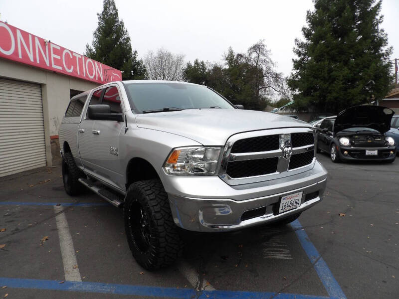 2016 RAM 1500 SLT