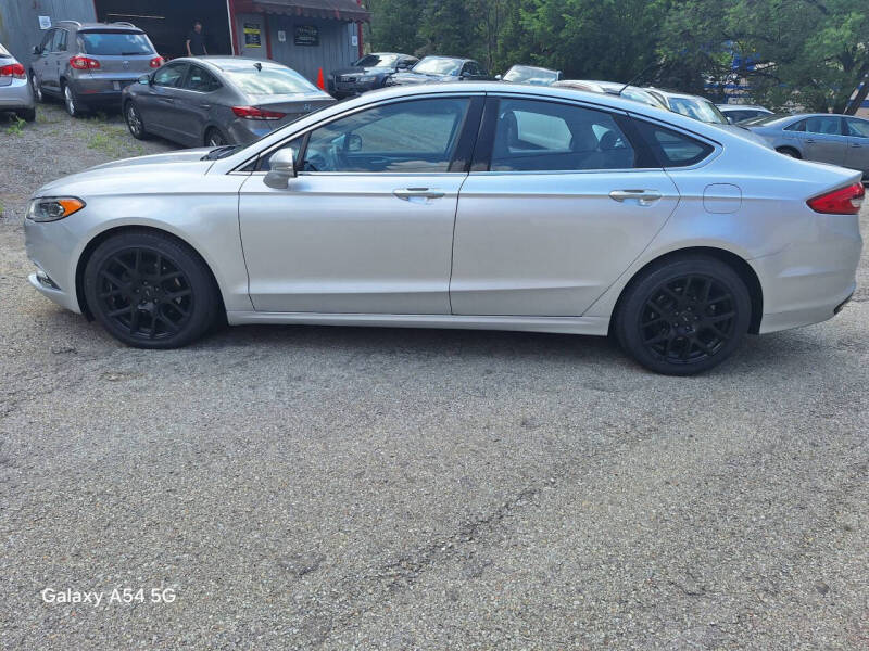 2017 Ford Fusion SE