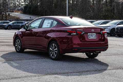 2025 Nissan Versa SV