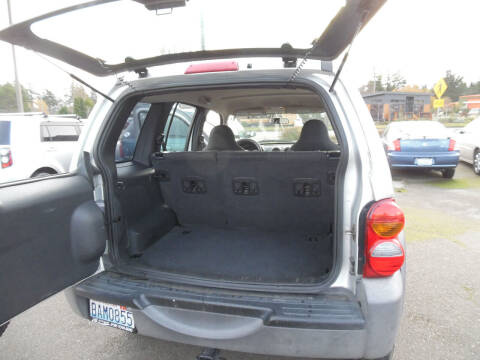 2004 Jeep Liberty Sport