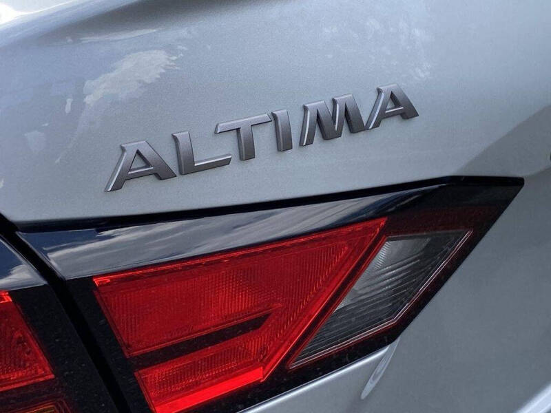 2023 Nissan Altima 2.5 SV