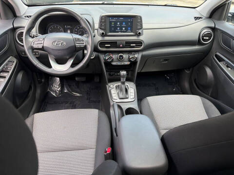 2020 Hyundai Kona SEL Plus