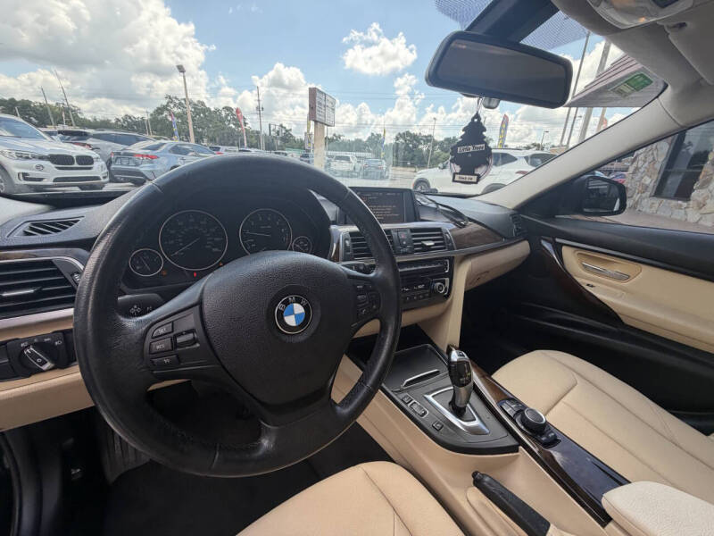 2017 BMW 3 Series 320i